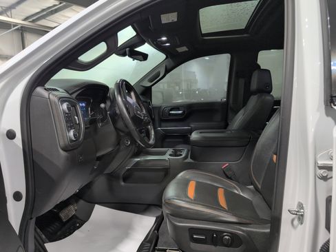 Used 2021 GMC Sierra 1500 AT4 w/ AT4 Value Package image 9