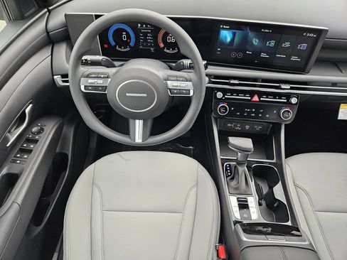 Certified 2026 Hyundai Santa Cruz SEL FWD image 26
