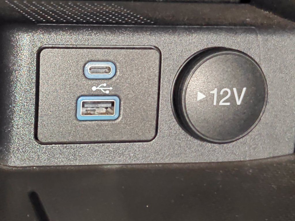 Used 2022 Ford Escape SE AWD/4WD image 42