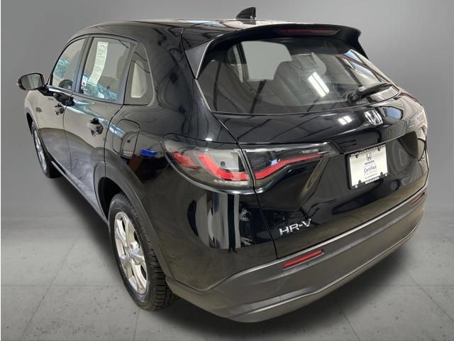 Certified 2023 Honda HR-V LX image 4