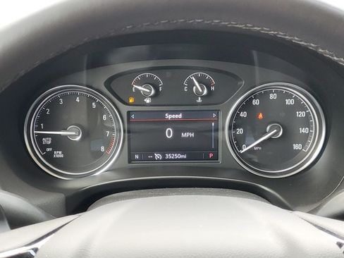 Used 2023 Buick Enclave Essence w/ Experience Buick Package FWD image 13
