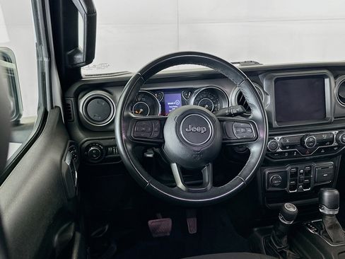 Used 2022 Jeep Gladiator Sport image 17