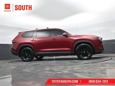 Used 2024 Toyota Grand Highlander AWD image 42