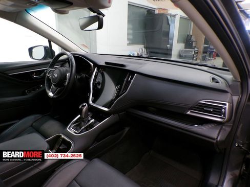Used 2022 Subaru Outback Limited image 19