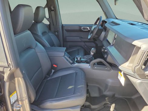 New 2025 Ford Bronco Badlands AWD/4WD image 32