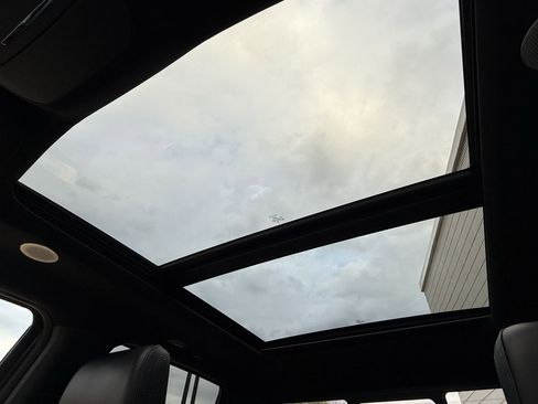 Used 2024 Ford F150 Platinum w/ Equipment Group 702A High image 23