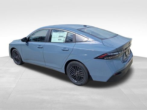 New 2026 Nissan Sentra SV w/ SV Convenience Package FWD image 3