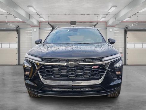 New 2026 Chevrolet Trax RS w/ Driver Confidence Package image 2