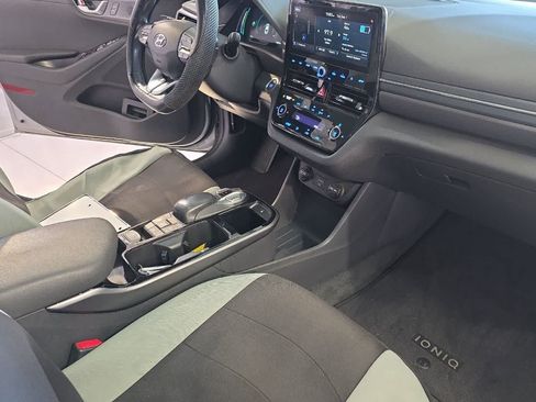 Used 2020 Hyundai Ioniq Limited FWD image 17