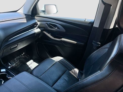 Used 2019 Chevrolet Traverse LT AWD/4WD image 22