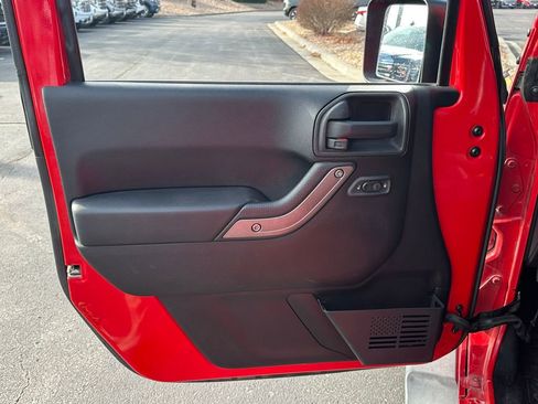 Used 2014 Jeep Wrangler Unlimited Sport w/ Quick Order Package 24S image 24