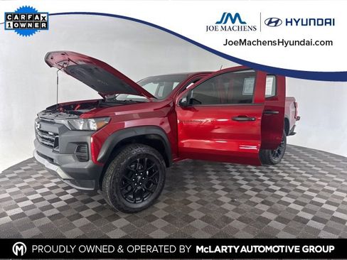 Used 2024 Chevrolet Colorado Trail Boss w/ LPO, Dark Essentials Package image 11