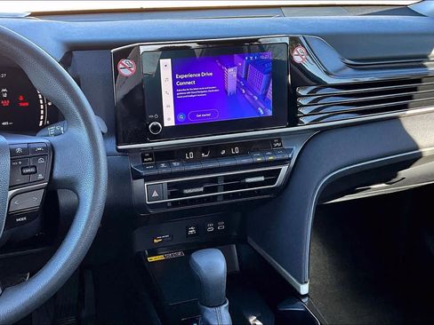 Certified 2025 Toyota Camry LE image 6