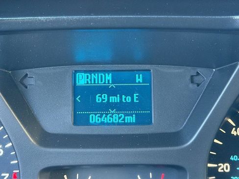 Used 2018 Ford Transit 350 XLT image 22