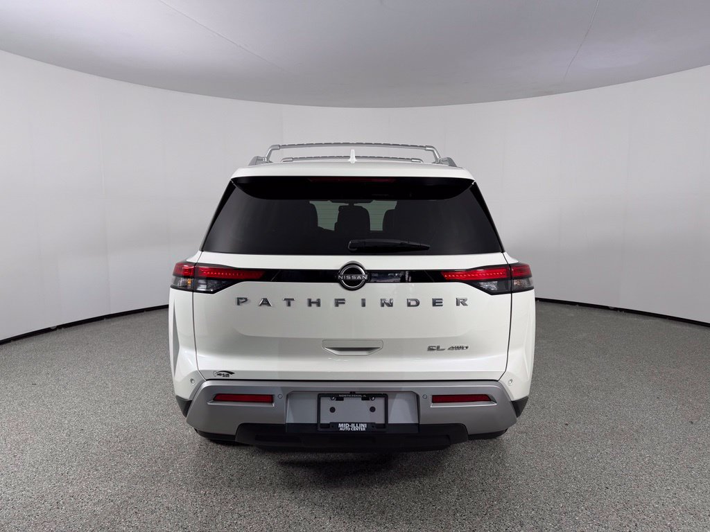 Used 2022 Nissan Pathfinder SL AWD/4WD image 5