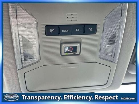 Certified 2025 Toyota RAV4 XLE AWD/4WD image 31