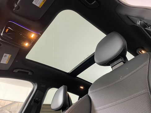 New 2026 Mercedes-Benz GLC 300 4MATIC image 14