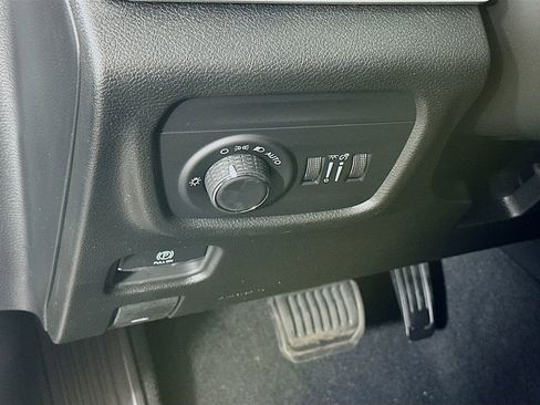 New 2026 Jeep Grand Cherokee L 4WD image 15
