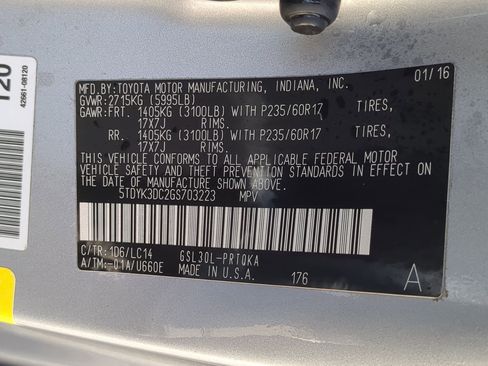 Used 2016 Toyota Sienna XLE image 23