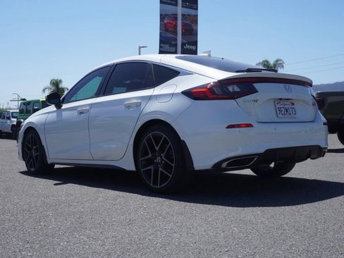 Used 2022 Honda Civic Sport Touring image 6