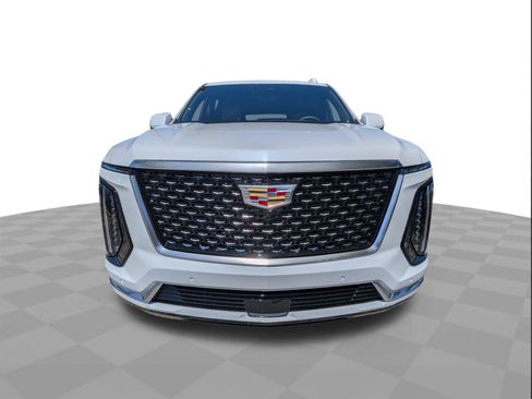 New 2026 Cadillac Escalade ESV Luxury image 9