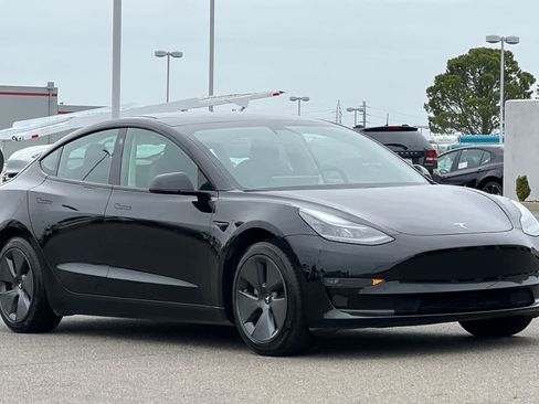 Used 2021 Tesla Model 3 Long Range AWD/4WD image 5
