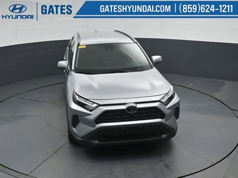 Used 2025 Toyota RAV4 XLE AWD/4WD image 47