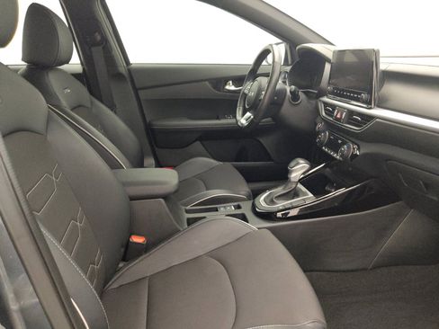 Used 2024 Kia Forte GT-Line image 21