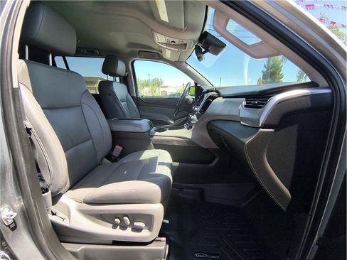 Used 2020 Chevrolet Suburban LT w/ Off-Road Package AWD/4WD image 15