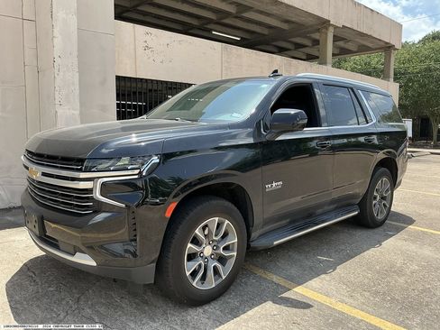 Used 2024 Chevrolet Tahoe LT w/ LT Signature Package RWD image 4