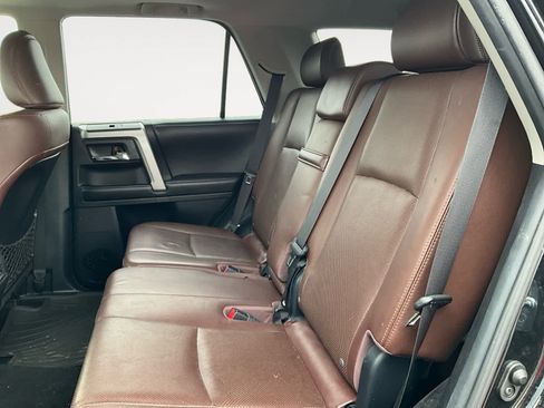 Used 2015 Toyota 4Runner Limited AWD/4WD image 22