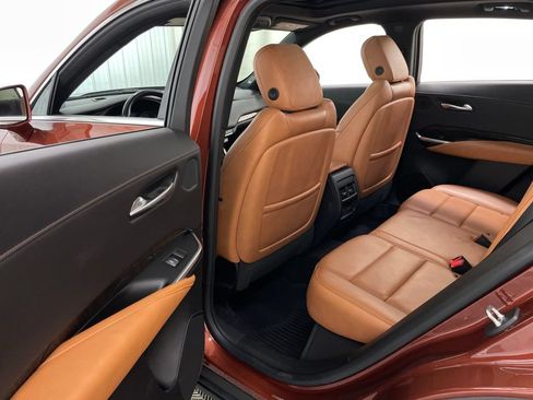 Certified 2019 Cadillac XT4 Premium Luxury AWD/4WD image 47