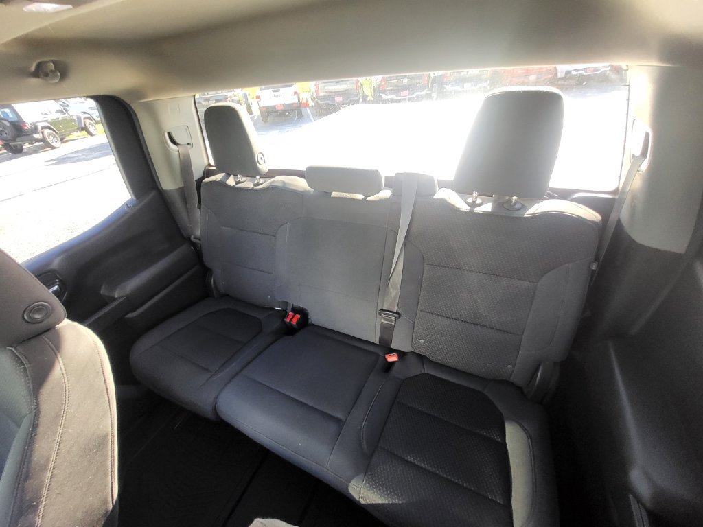 Used 2022 Chevrolet Silverado 1500 Custom Trail Boss w/ Safety Confidence Package AWD/4WD image 11