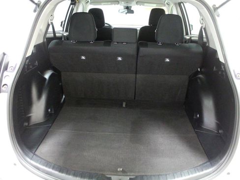 Used 2017 Toyota RAV4 LE image 24
