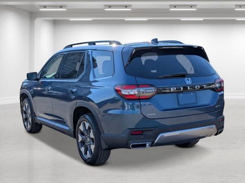 New 2026 Honda Pilot Touring image 5