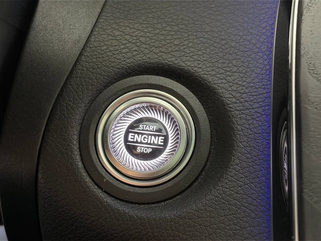 Used 2020 Mercedes-Benz C 43 AMG 4MATIC Sedan image 23