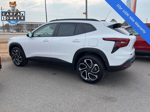 New 2026 Chevrolet Trax RS image 8