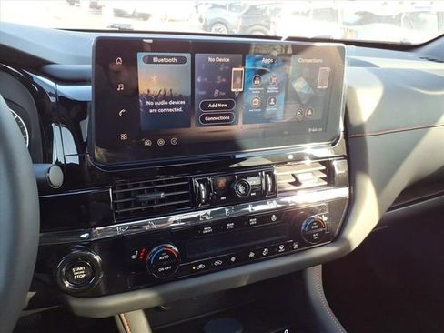 New 2026 Nissan Pathfinder SV image 26