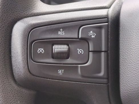 Used 2025 Chevrolet Silverado 1500 Custom Trail Boss AWD/4WD image 24