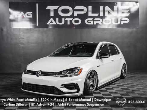Used 2018 Volkswagen Golf R 4-Door image 1