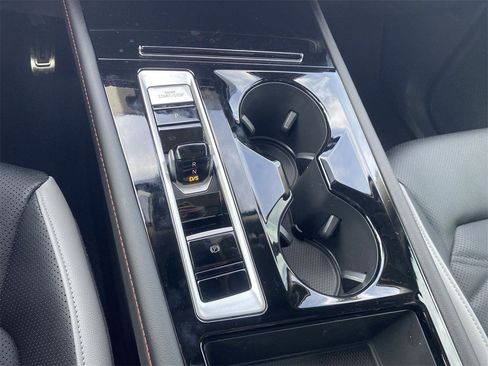 New 2026 Volkswagen Atlas Peak Edition image 26