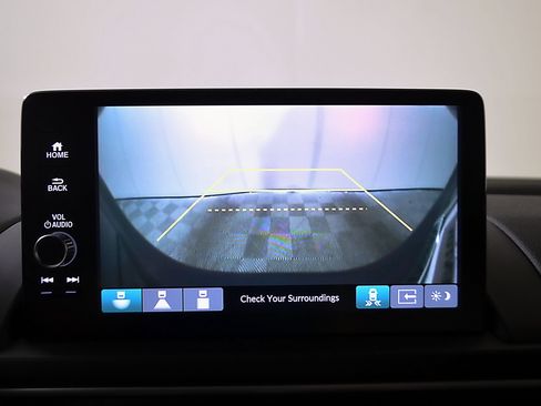 Used 2025 Honda Pilot Touring image 32