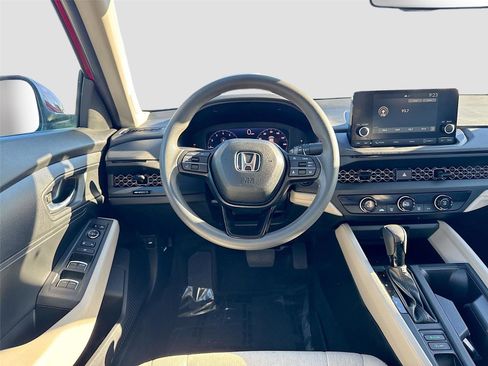 Used 2024 Honda Accord LX image 19