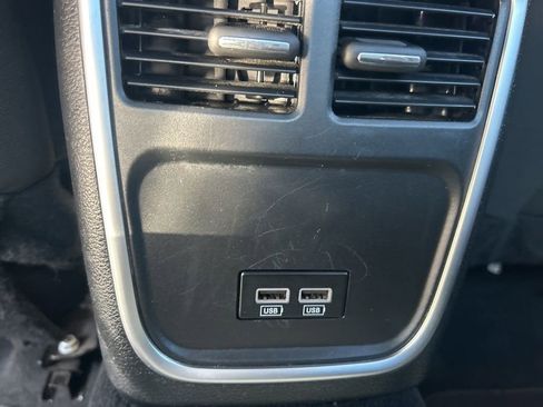 Used 2022 Dodge Charger SXT image 28