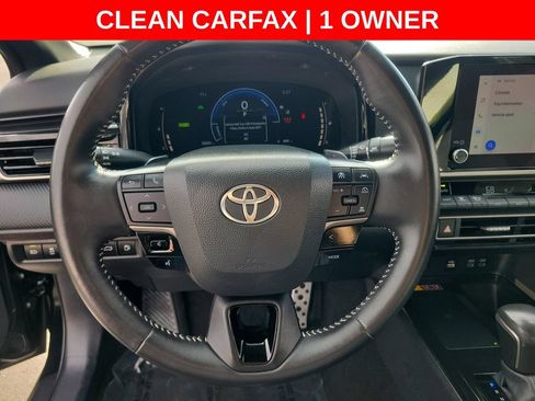Used 2025 Toyota Camry SE FWD image 25