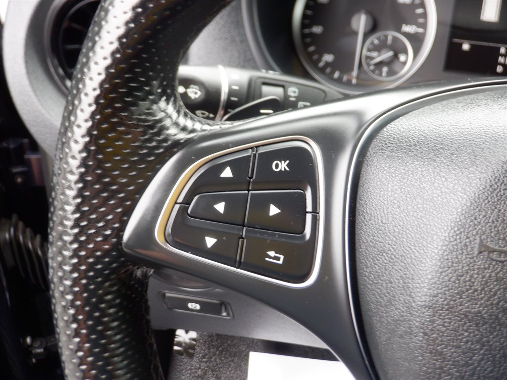 Used 2022 Mercedes-Benz Metris image 15