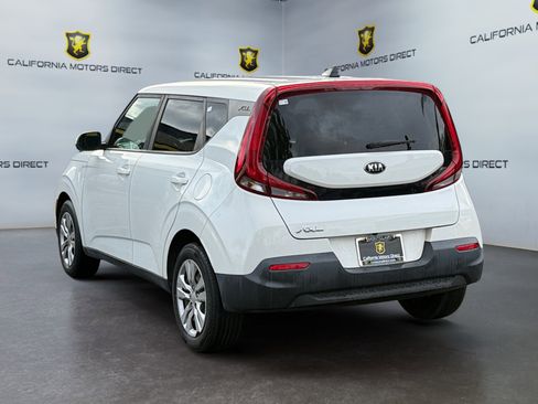Used 2021 Kia Soul LX image 3