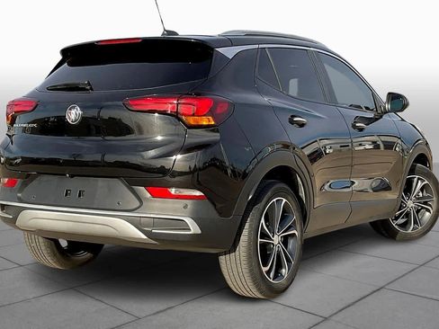 Certified 2022 Buick Encore GX Select w/ Advanced Technology Package image 13