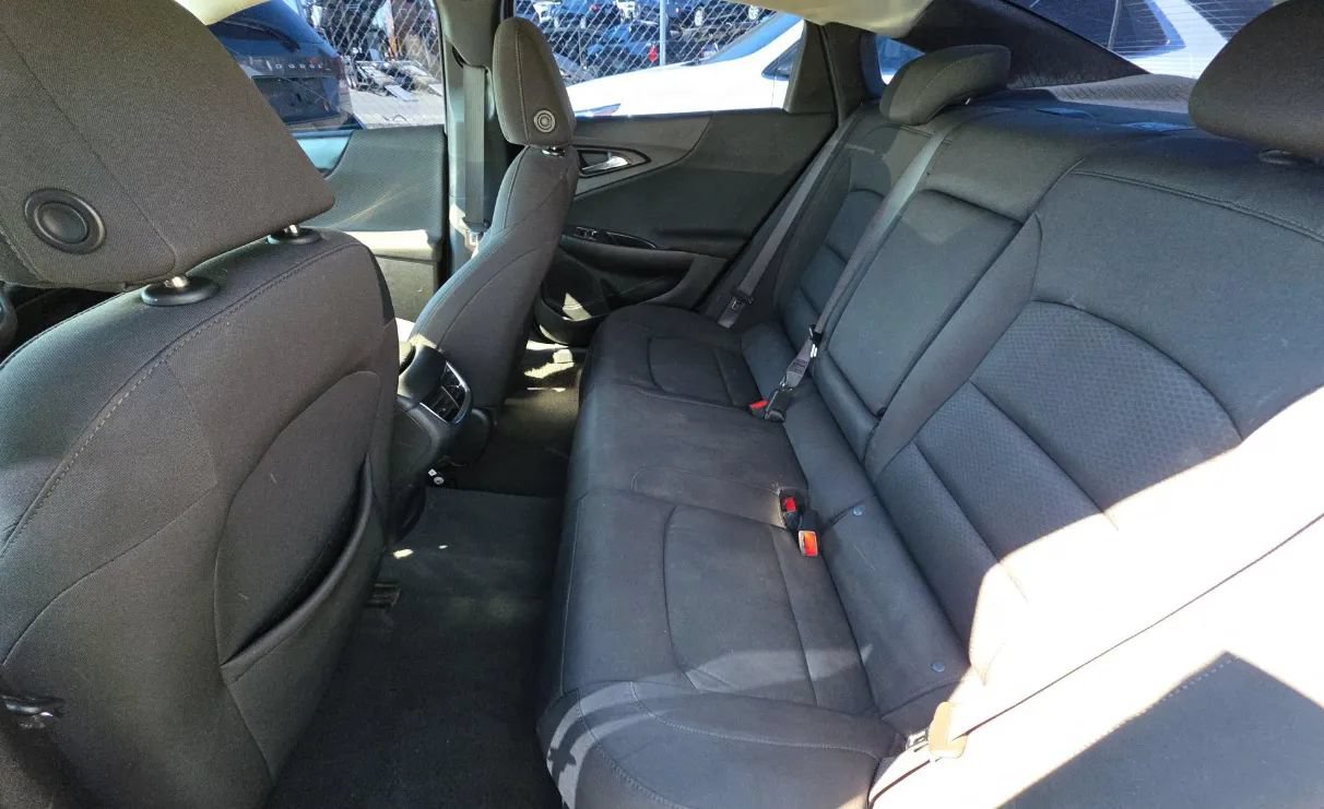 Used 2020 Chevrolet Malibu LT FWD image 7