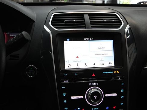 Used 2018 Ford Explorer Limited FWD image 21